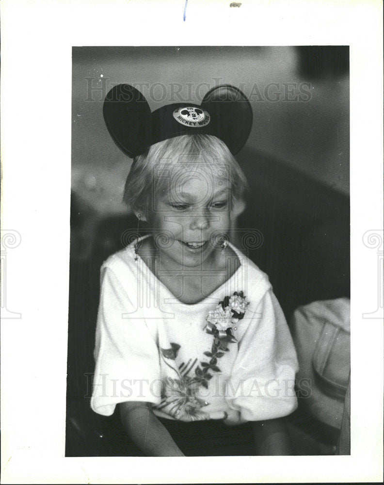 1985 Press Photo Christina Sass going to Disney World, with kidney disease. - Historic Images