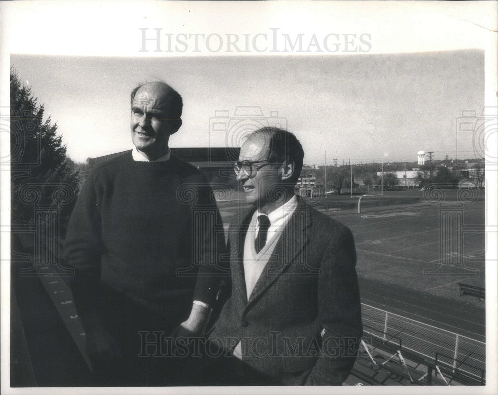 1987 Press Photo Football Field - Historic Images