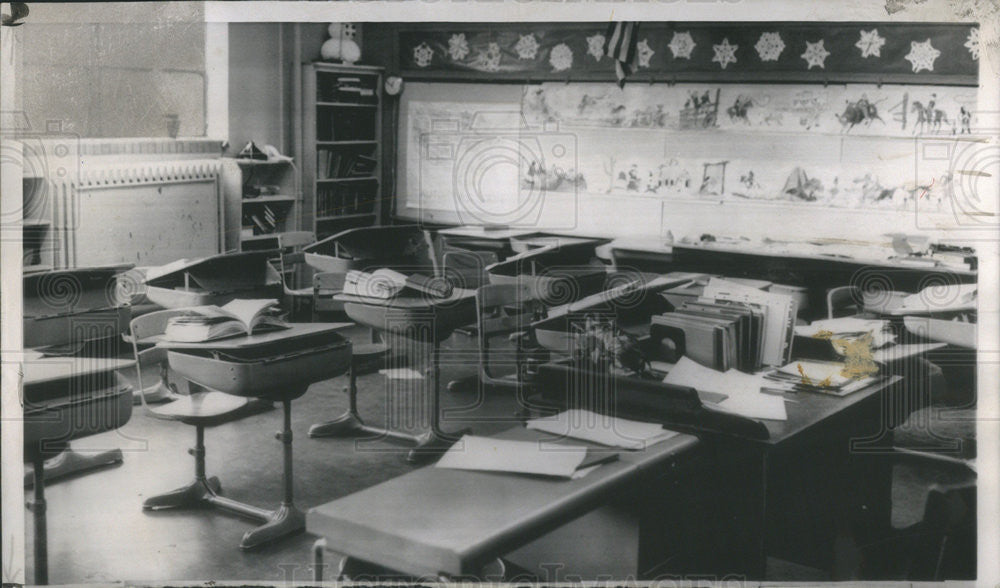 1960 Press Photo Miss Harriett Robson&#39;s Classroom Reed School Hartford City In - Historic Images