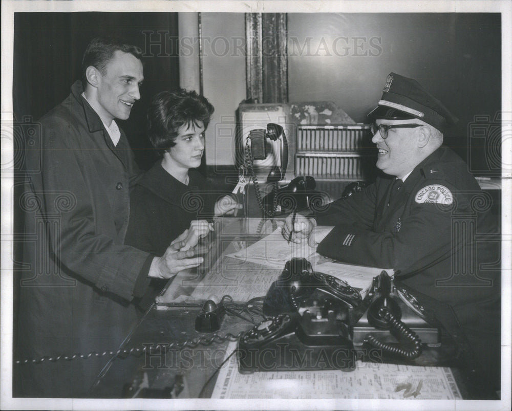 1962 Press Photo Ensign Michael Reber Bride Linda Paul McLaughlin - Historic Images