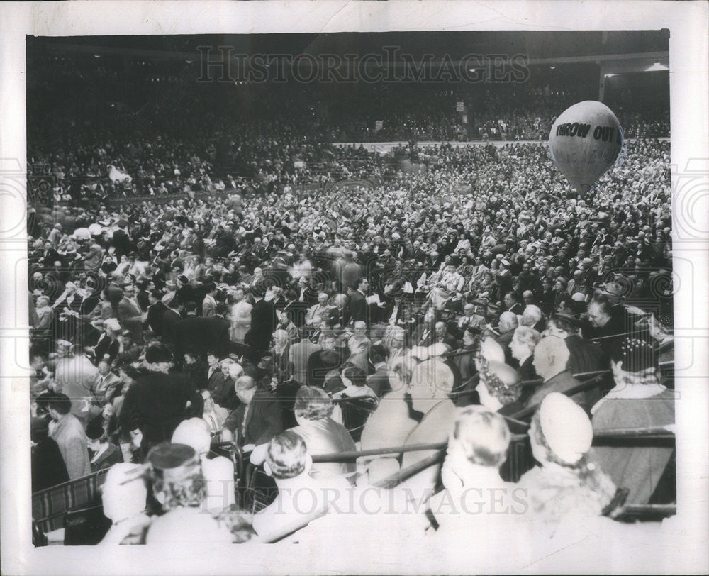 Undated Press Photo Robert Merriam&#39;s rally in Chicago. - Historic Images