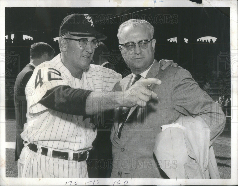 1965 Press Photo World Series at Sox Park Al Lopez and Dick Hackenberg - Historic Images