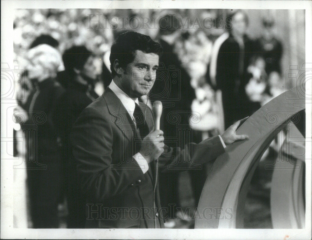 1976 Press Photo Regis Philbin
American media personality actor singer ABC - Historic Images