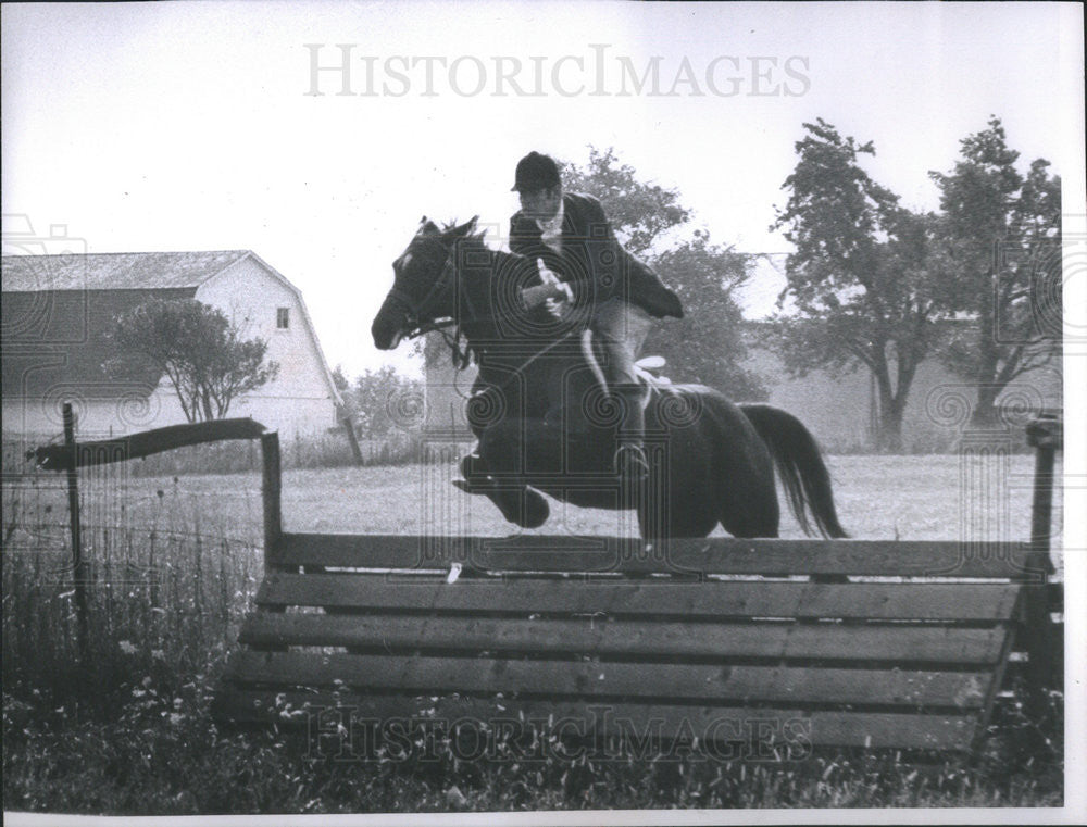 1966 Press Photo Morrison Maud Jr. Foxhunting - Historic Images