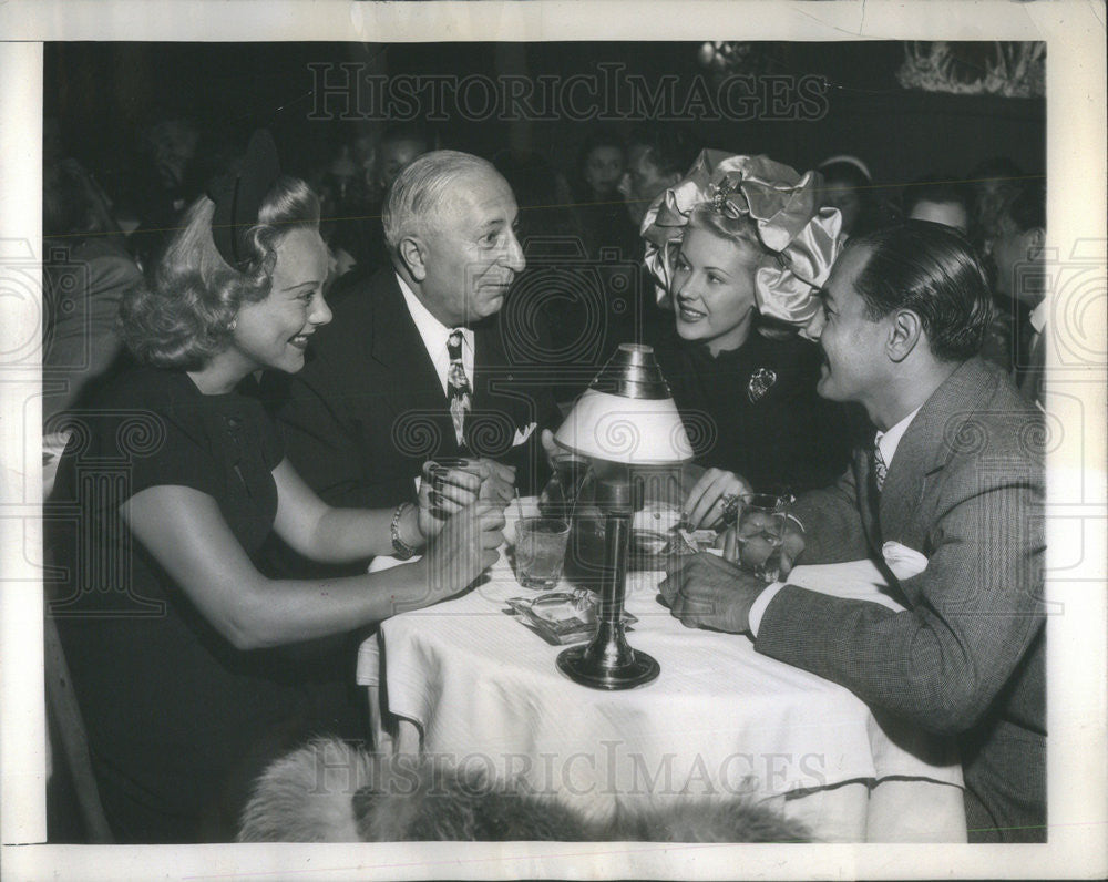 1957 Press Photo Sorea Henie Louis Mayer Grace McDonald Vic Orsatti Party - Historic Images