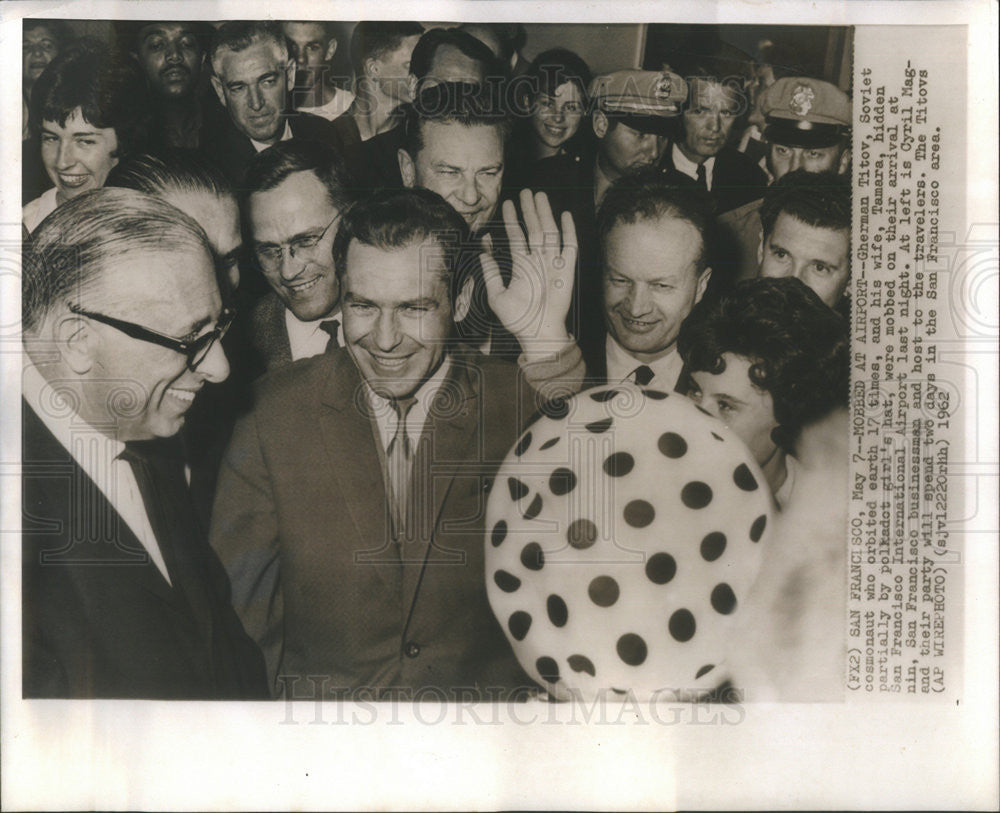 1962 Press Photo Gherman Titov soviet Cosmonaut and wife Tamara withCyril Magnin - Historic Images