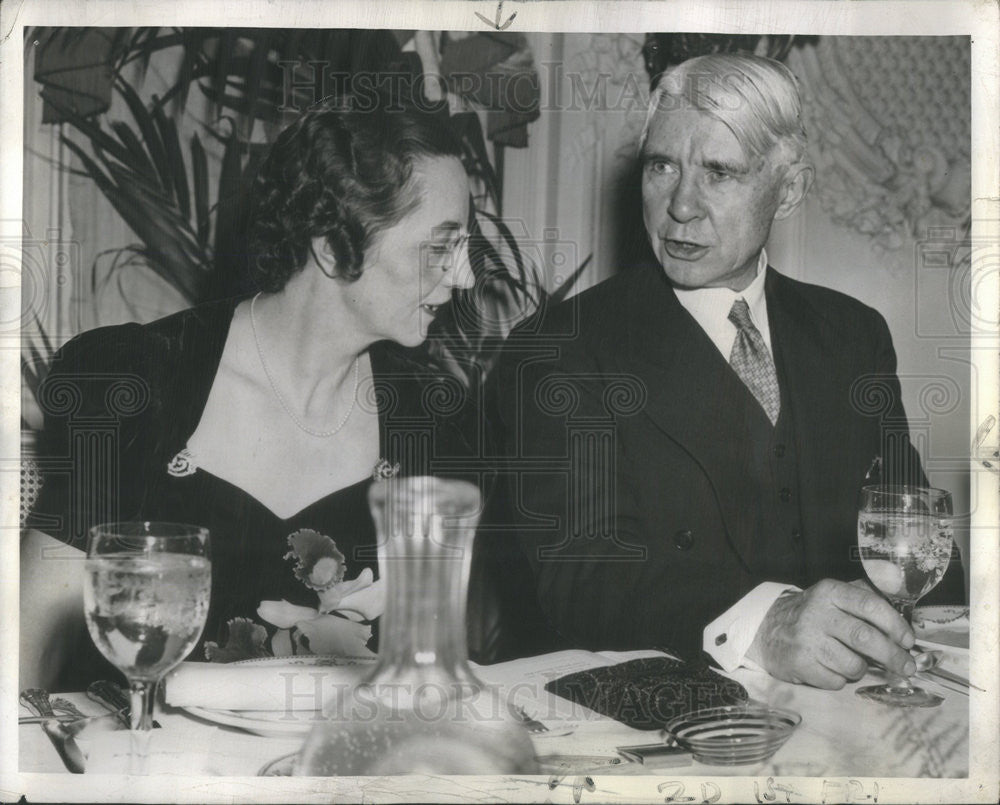 1940 Press Photo United States Poet Author Journalist Editor Carl Sandburg - Historic Images