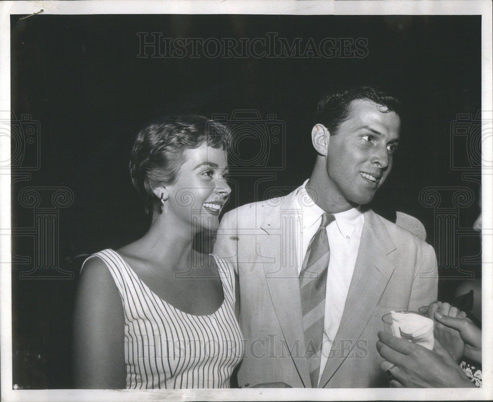 1953 Press Photo Frances Lansing Ambassador Hotel - Historic Images