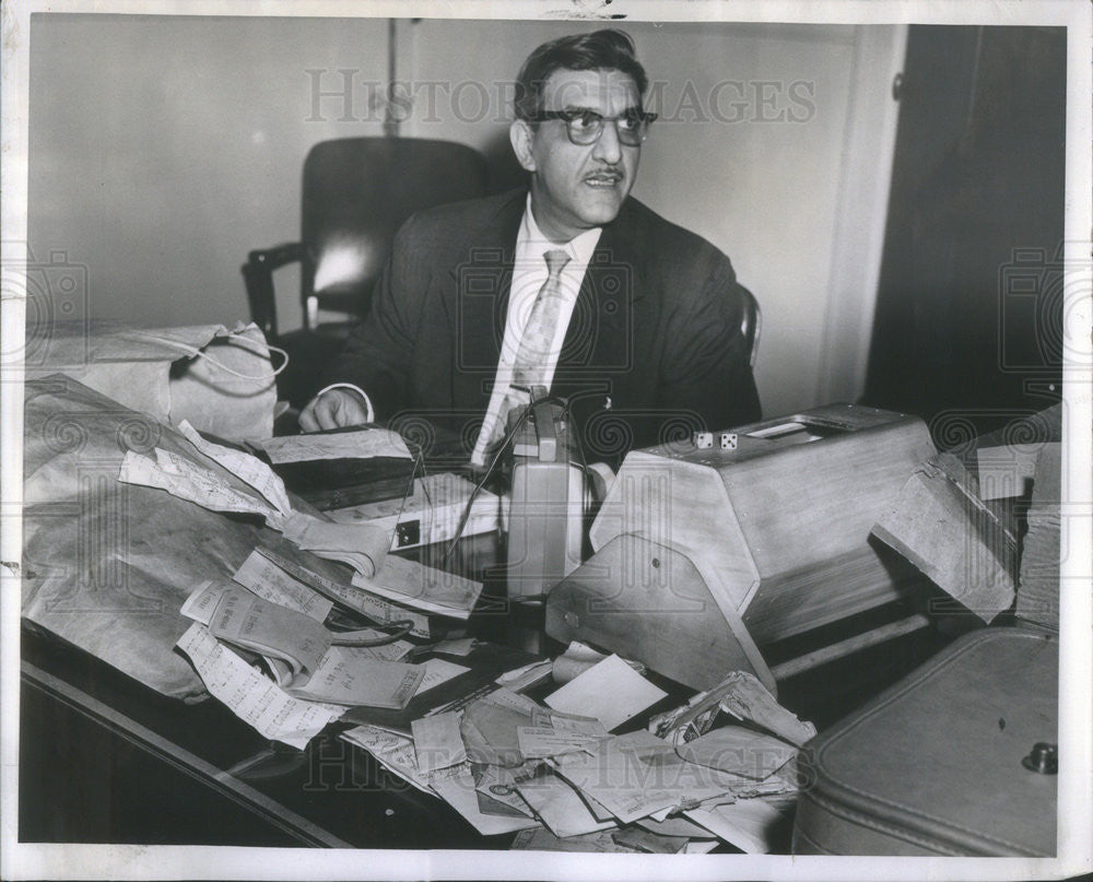 1959 Press Photo Paul Nervey Chief Investigator for States Attorney. - Historic Images