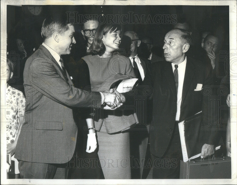 1964 Press Photo Charles H Percy American Businessman Politician Chicago Ill - Historic Images