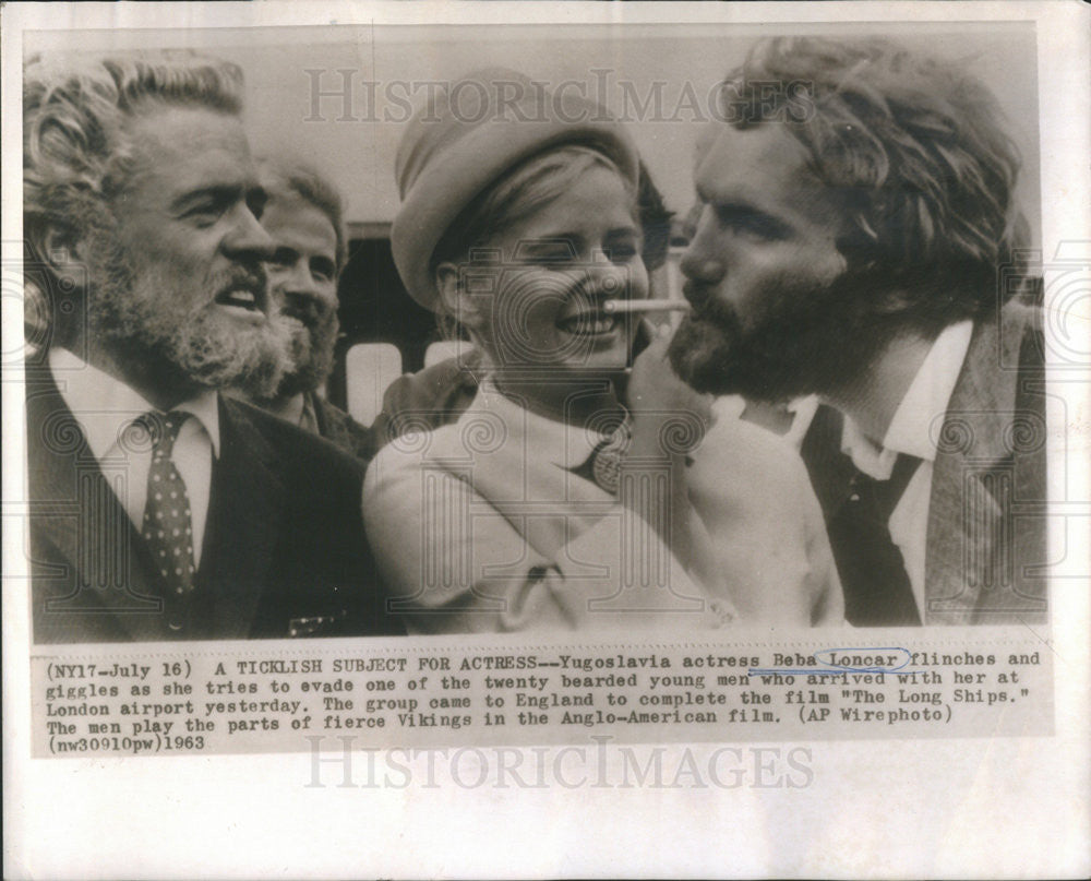 1963 Press Photo Beba Loncar Yugoslavian Actress Airport London England Filming - Historic Images