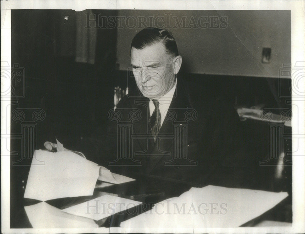 1943 Press Photo George Peek American Agricultural Economist Business Executive - Historic Images