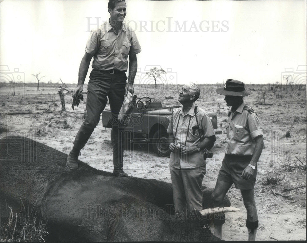 1967 Press Photo Marlin Perkins zoologist Television Program Host &quot;Bundu Rescue&quot; - Historic Images