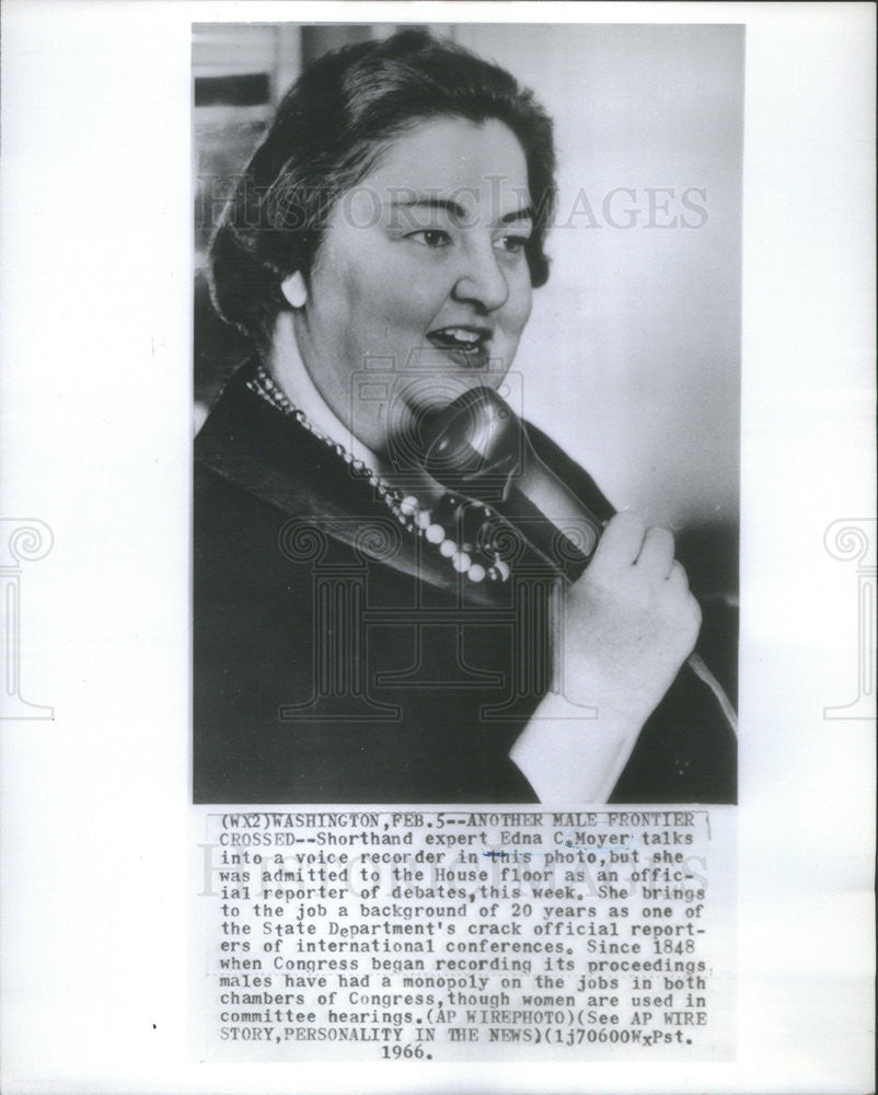 1966 Press Photo Edna Moyer Shorthand Expert Stenographer - Historic Images