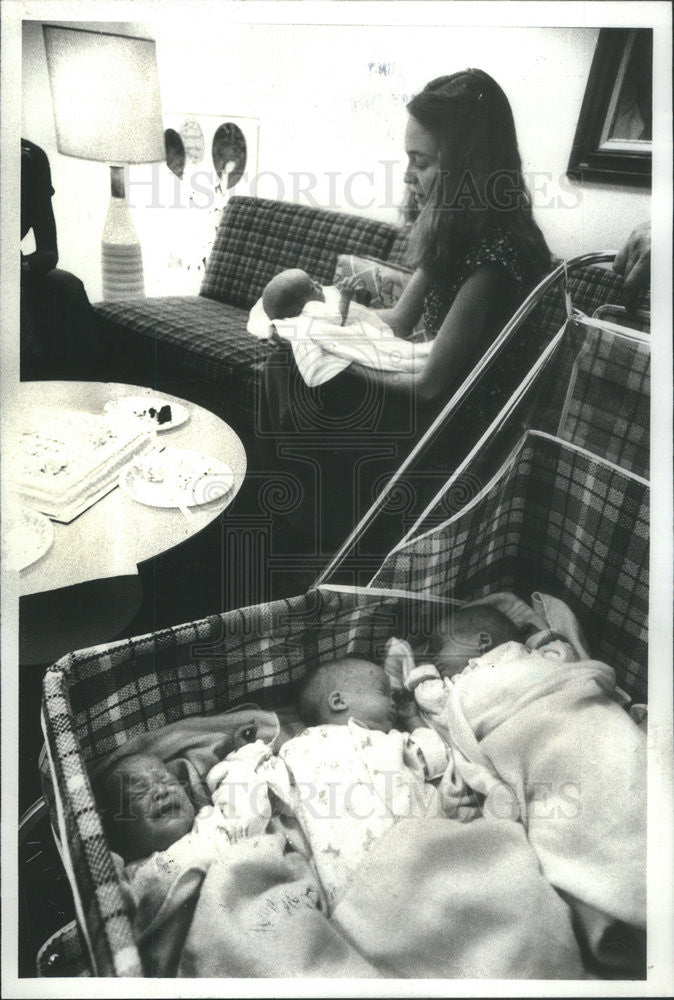 1979 Press Photo Cherie Thoennissen and baby Tiffany,Nick Chris &amp; Todd - Historic Images