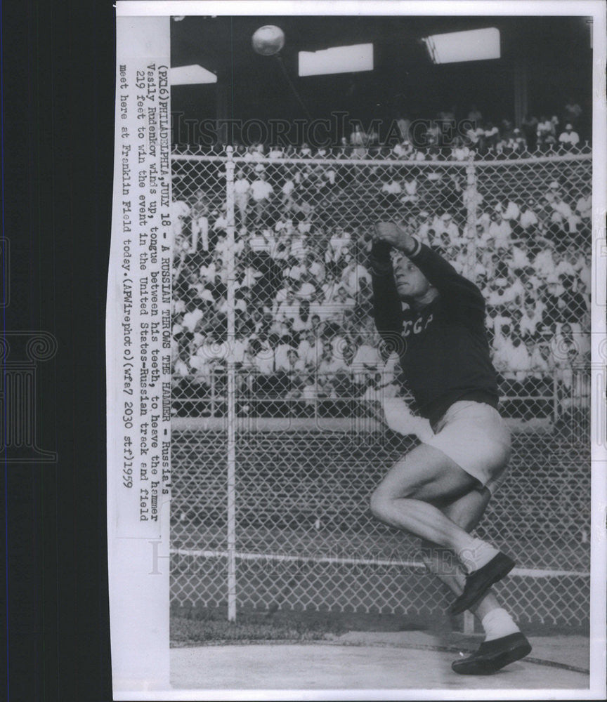 1959 Press Photo Russia Track Athlete Vasily Rudenkov Hammer Throw US Meet - Historic Images