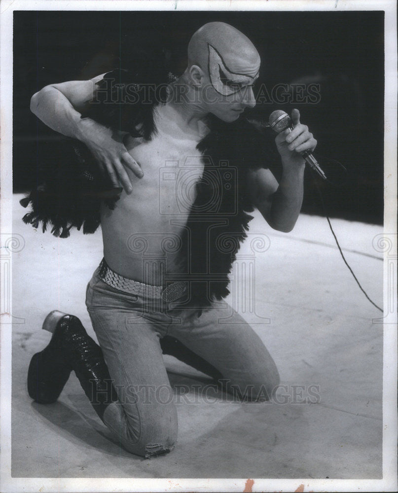 1974 Press Photo Robert LuPone as Crow in The Tooth of Crime - Historic Images