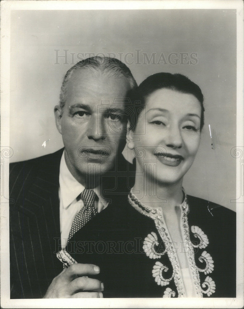 1947 Press Photo Alfred Lunt American Stage Actor Director - Historic Images