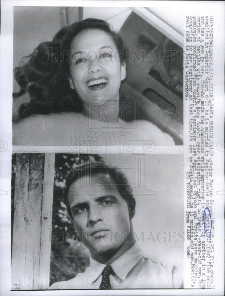 1961 Press Photo Marlon Brando Movita Mexico Star Marriage - Historic Images