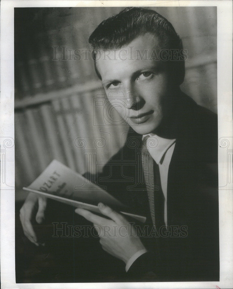 1959 Press Photo Robert Lunnon artistic director Regional Ballet Ensemble program - Historic Images