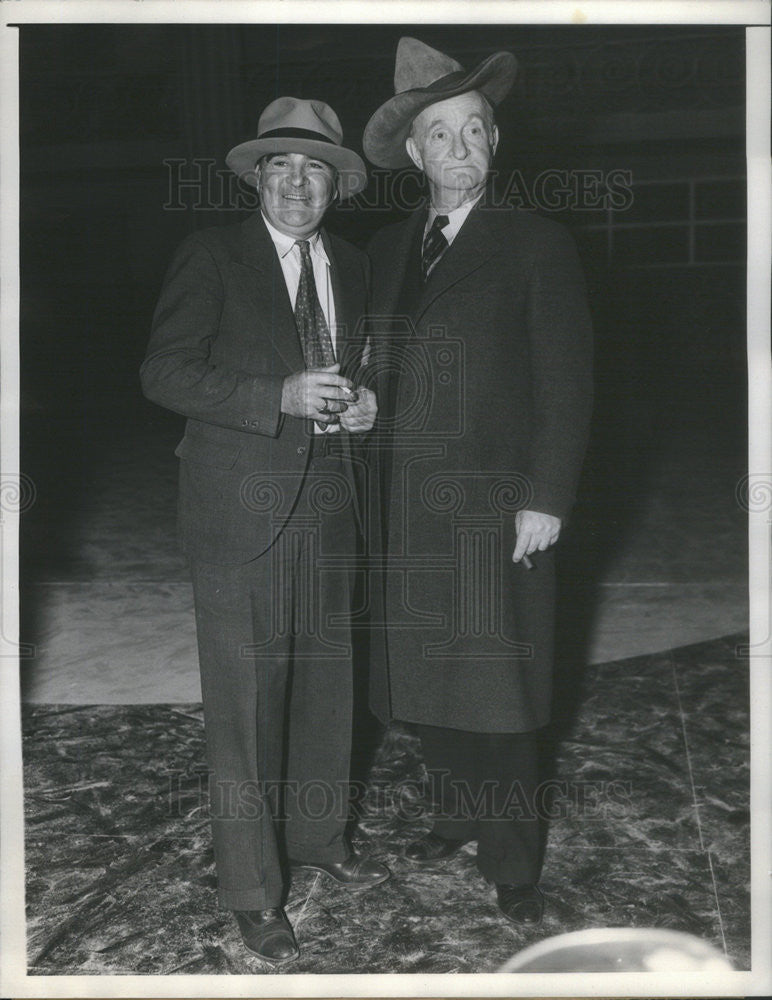 1935 Press Photo William Desmond,actor and Charles Murray comedian - Historic Images