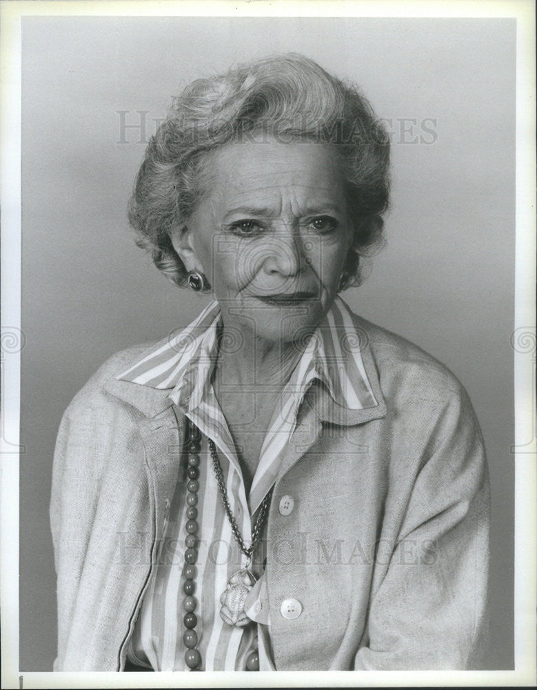 1985 Press Photo American Broadway Stage And Screen Actress Sylvia Sidney - Historic Images