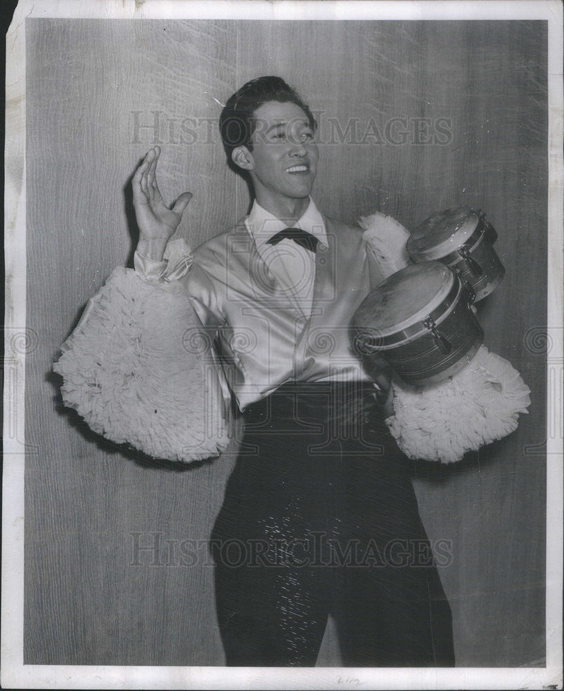 1951 Press Photo Jimmy Lara of Chamaco playing at the Blackstone&#39;s Mayfair Room - Historic Images