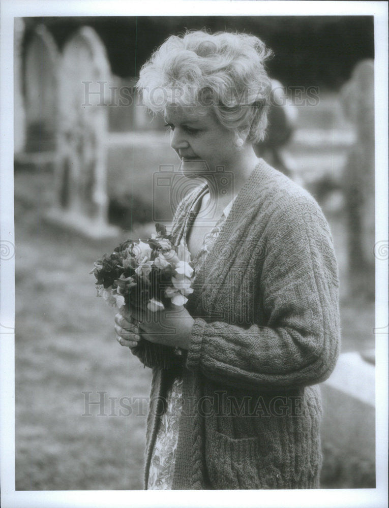 Undated Press Photo Angela Lansbury actress The Shell of the Seekers - Historic Images