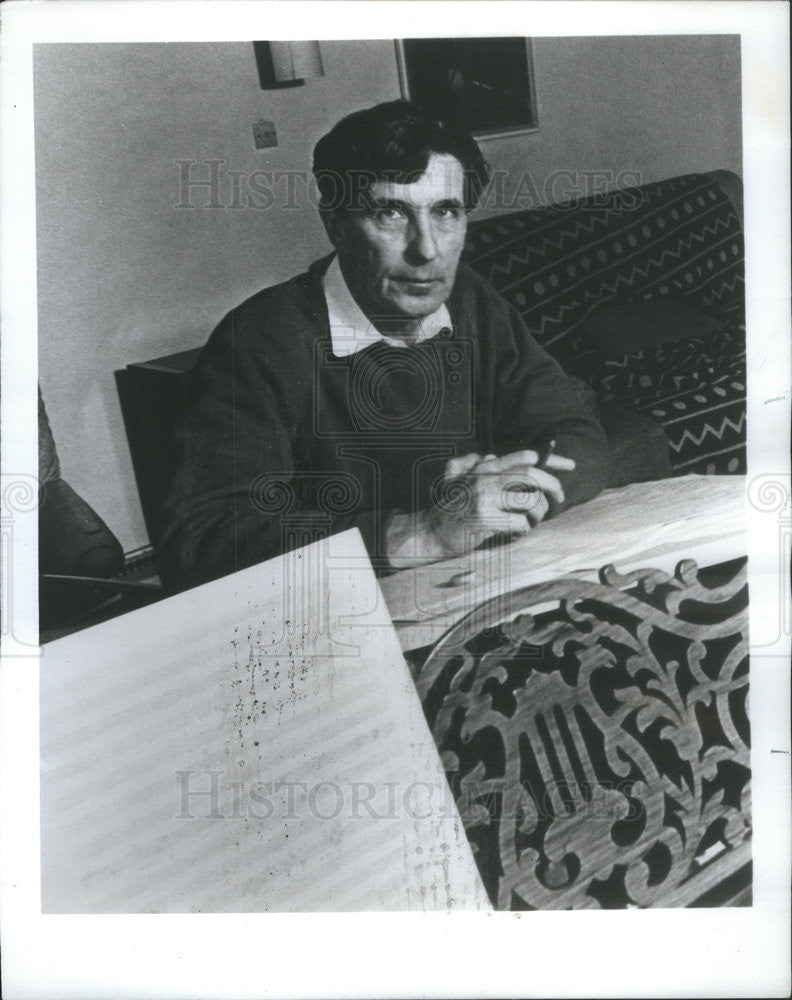 1977 Press Photo Sir Michael Tippett,,orchestra - Historic Images