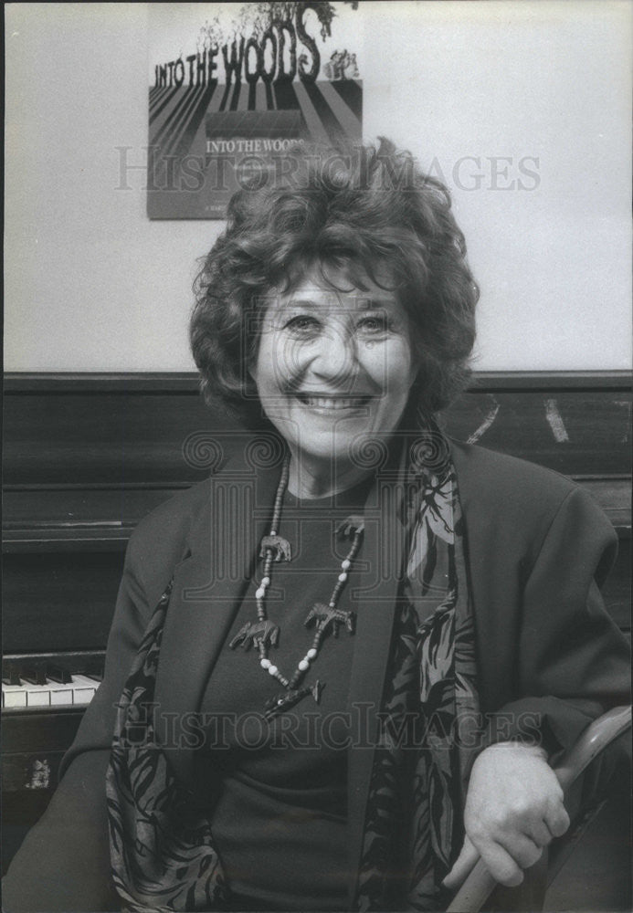 1988 Press Photo Actress Charlotte Rae - Historic Images