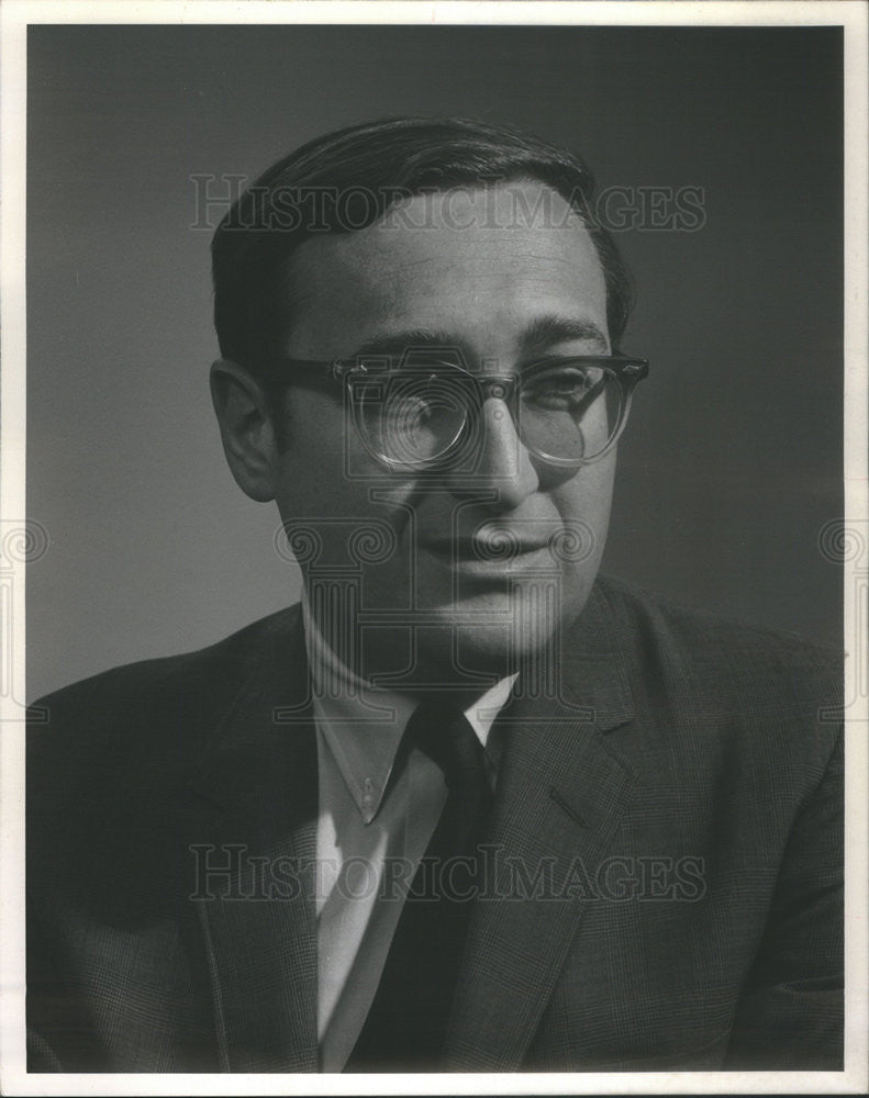 1969 Press Photo David R. Rubin. Senior VP Midwest Stock Exchange - Historic Images