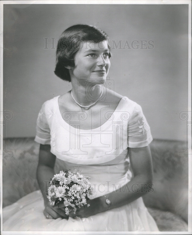 1954 Press Photo Elinor Ketting Socialite - Historic Images