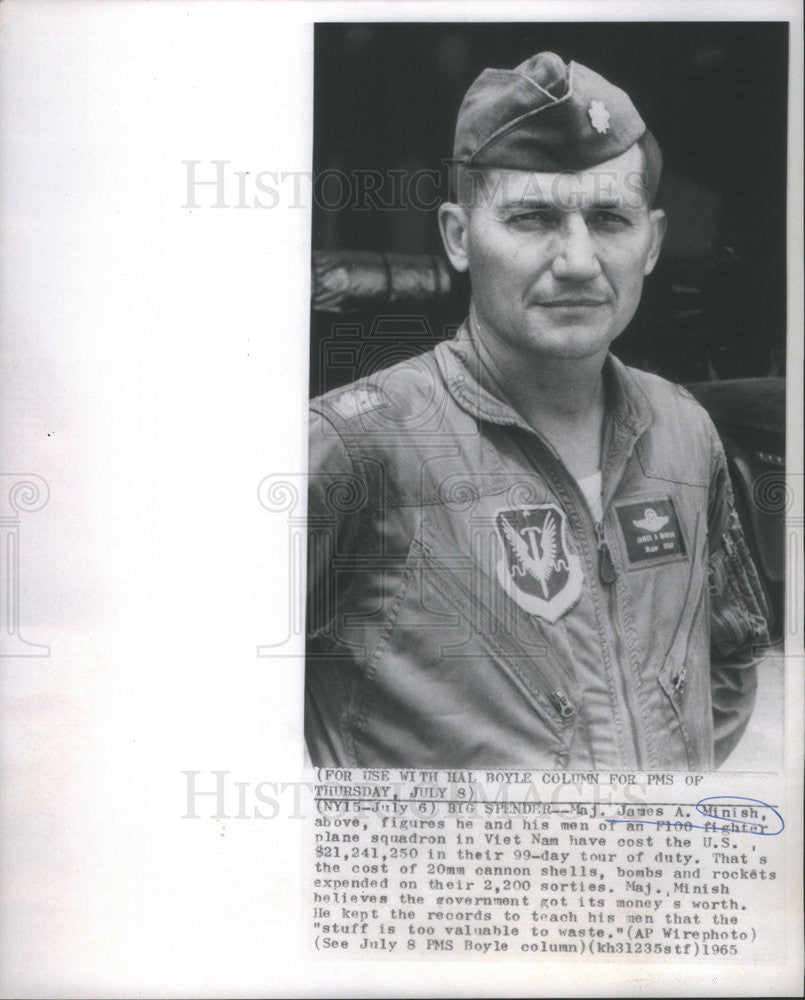 1965 Press Photo Maj. James a. Minish - Historic Images