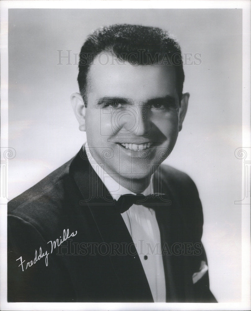 Press Photo Freddy Mills Bandleader Musician - Historic Images