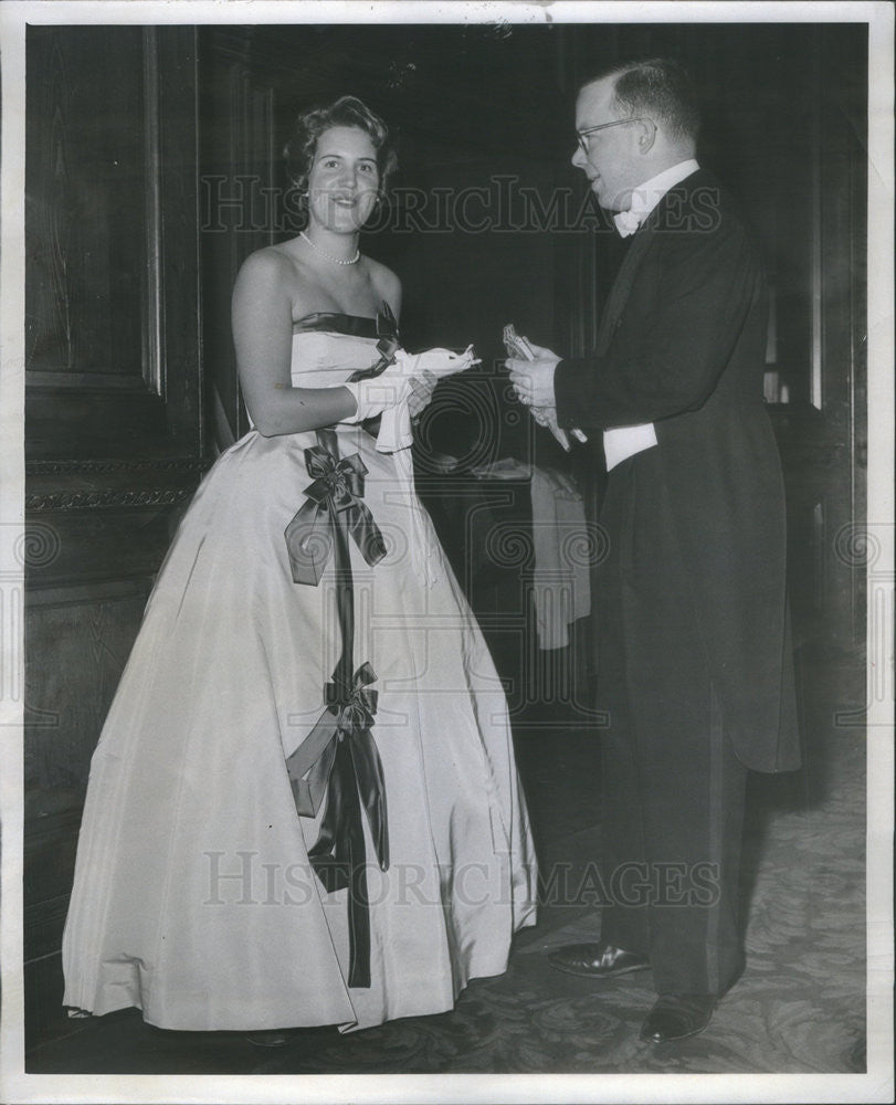 1965 Press Photo Karen Osborne - Historic Images