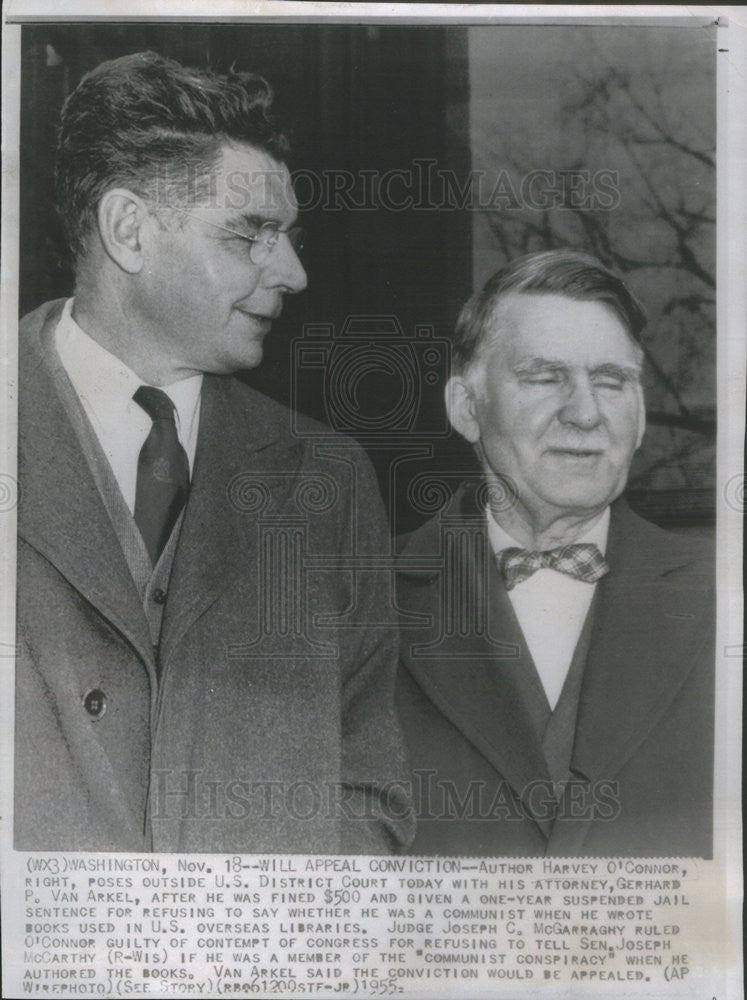 1955 Press Photo Author Harvey OConnor With Attorney Gerhard Van Arkel Trial - Historic Images