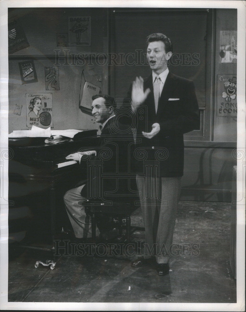 1953 Press Photo Donald O&#39;Connor American Dancer Singer Actor - Historic Images