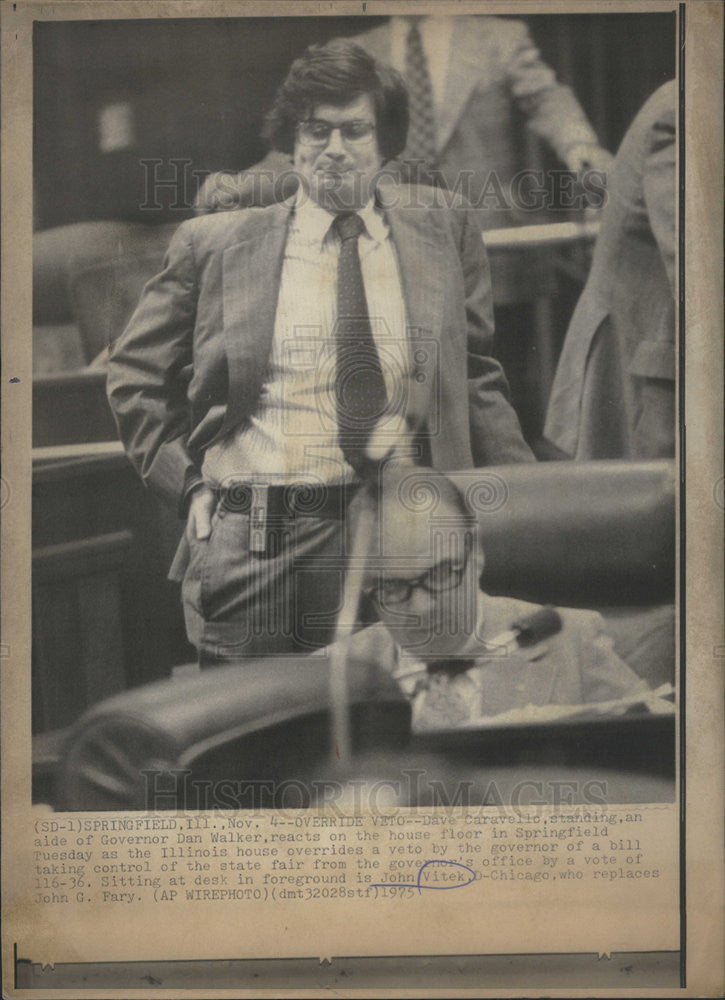 1975 Press Photo John Vitek, D-Chicago, Dave Caravello Gov. Dan Walker&#39;s Aide - Historic Images