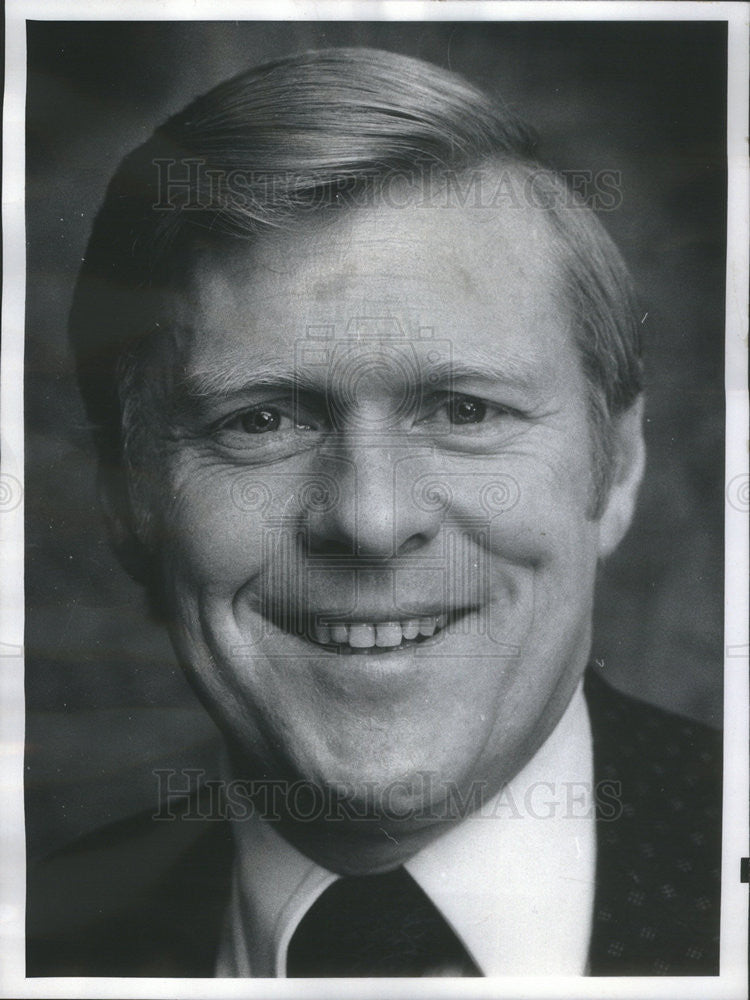 1974 Press Photo Harry Page Republican Candidate for Treasurer of Illinois - Historic Images