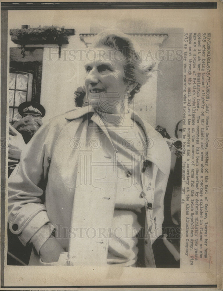 1975 Press Photo London Lady Pamela Onslow Mother Earl Countess - Historic Images