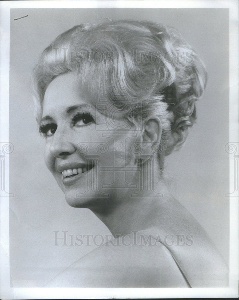 1971 Press Photo Singer Jacqueline &quot;Jackie&quot; O&#39;Shea - Historic Images