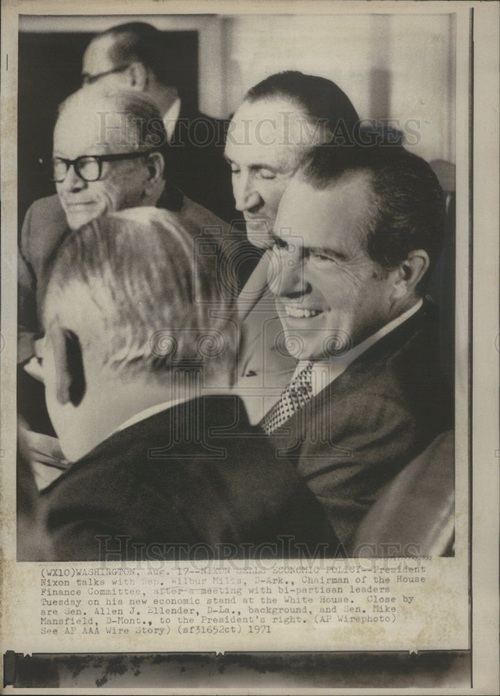 1971 Press Photo President Nixon , Sen Ellender (D-LA) Sen Mansfield (D-Mont) - Historic Images