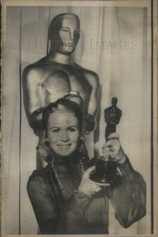 1971 Press Photo Juliet Mills,actress wins oscar - Historic Images