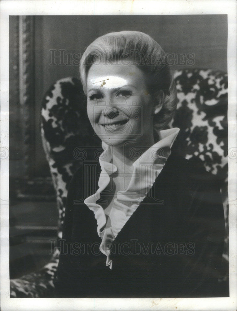 1974 Press Photo Juliet Mills,actress - Historic Images