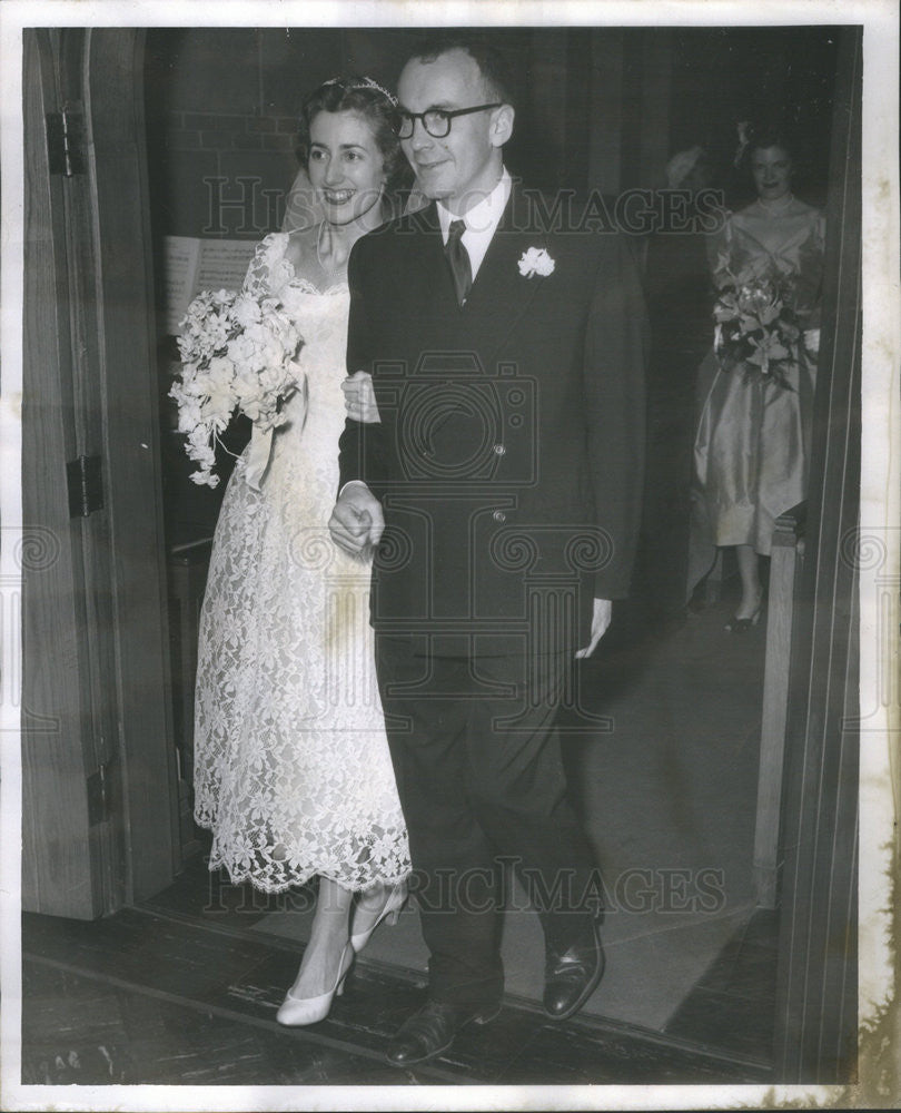 1953 Press Photo Mr and Mrs Maxwell Peter Miller - Historic Images