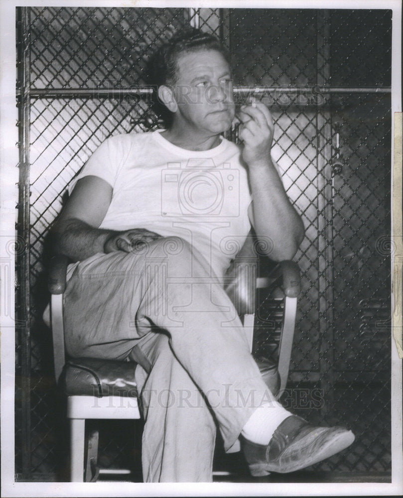 1957 Press Photo Joesph Miller Ex-Convict Accused Of Fencing Stolen Merchandise - Historic Images