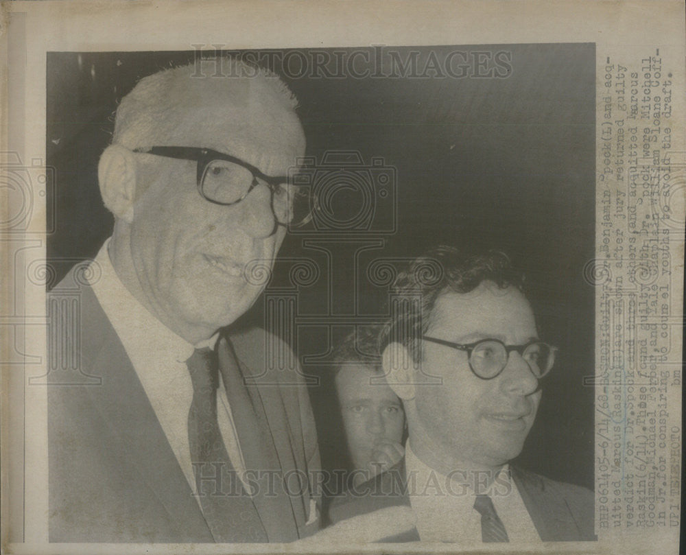 1968 Press Photo Dr. Benjamin Spock Marcus Raskin Draft Guilty Verdict - Historic Images