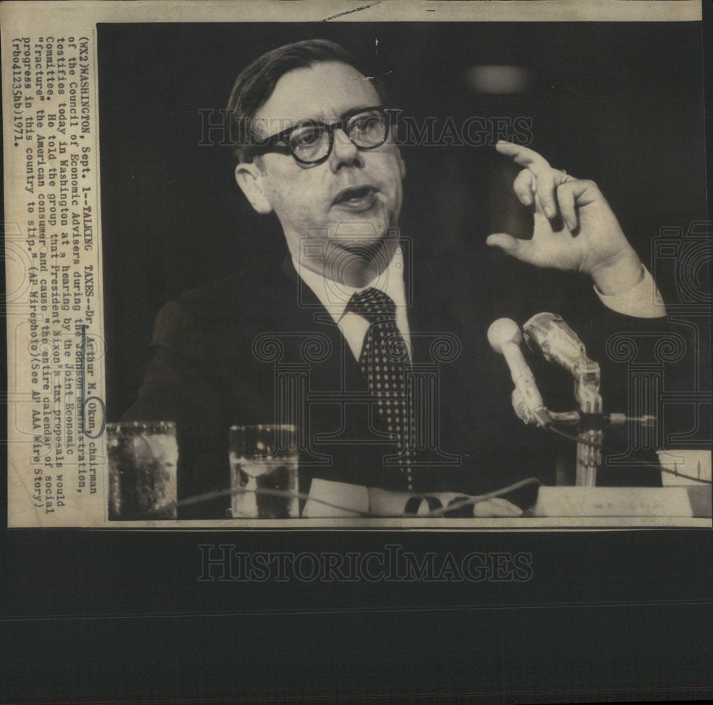 1971 Press Photo Dr Arthur Okun chair of Council of Economic Advisers - Historic Images