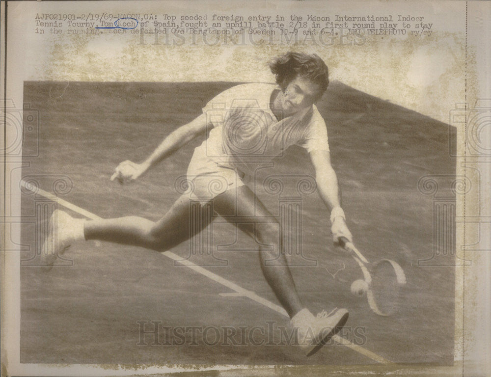 1969 Press Photo Indoor tennis Tom Koch of Spain - Historic Images