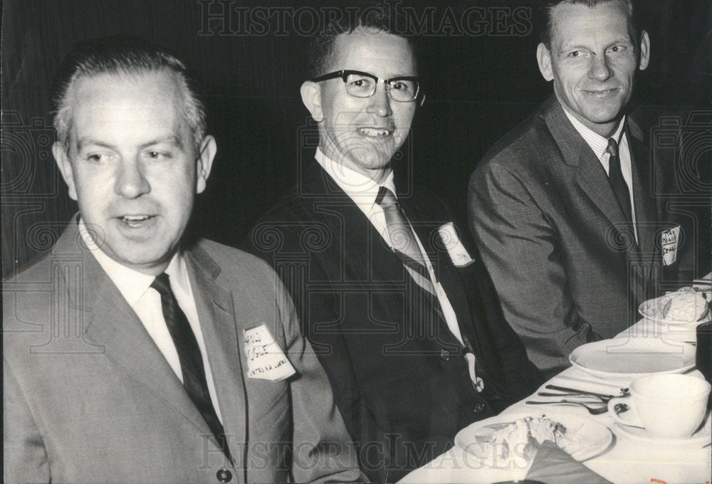 1965 Press Photo Harold Ogle,Robert bauer,Ray Nally,auditors - Historic Images